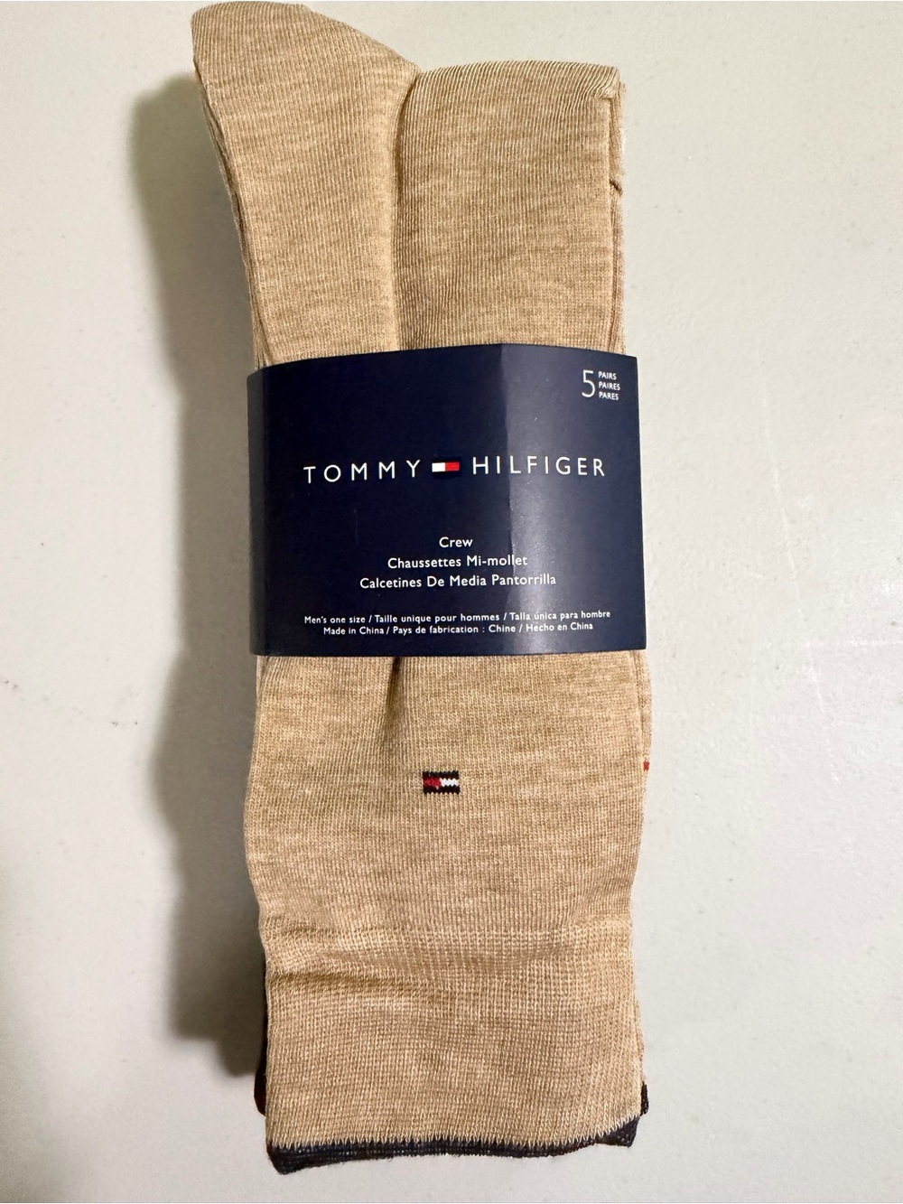Tommy Hilifiger Men's 5 Pair Crew Socks, for men’s shoe size 7-12 New with tags